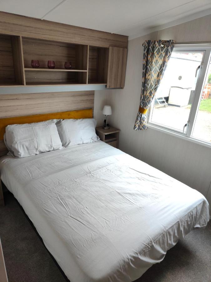 F14 Static Caravan, Fairway Holiday Park Sandown Exterior foto