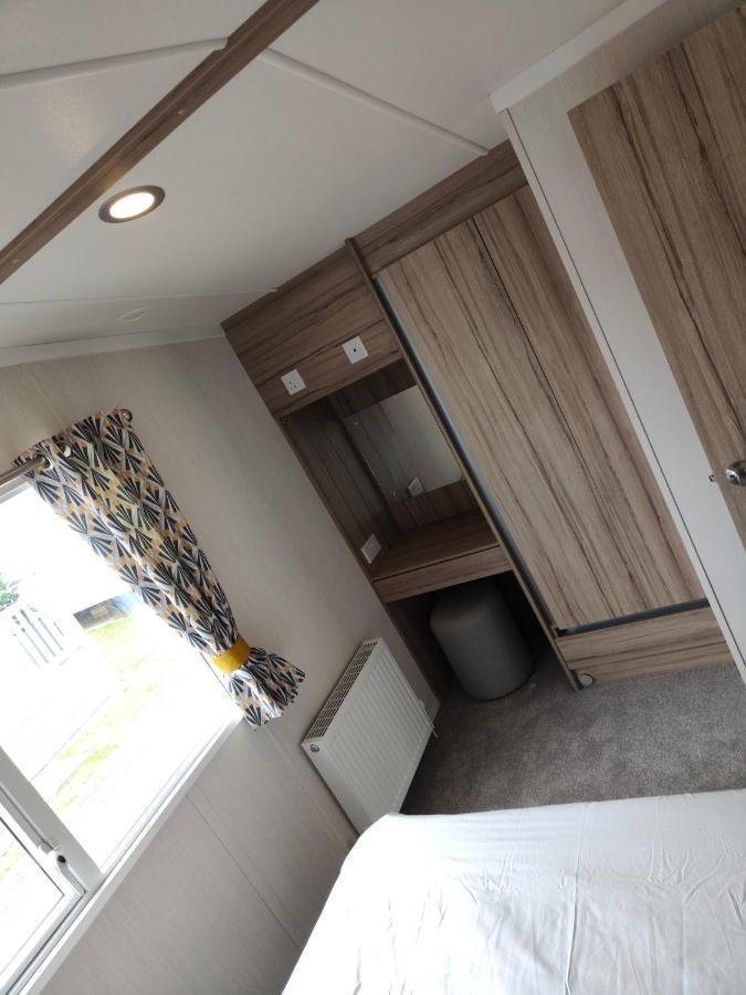 F14 Static Caravan, Fairway Holiday Park Sandown Exterior foto